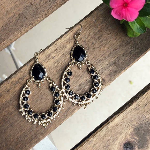 Kendra Scott Gaia Earrings in Black - Picture 4 of 4